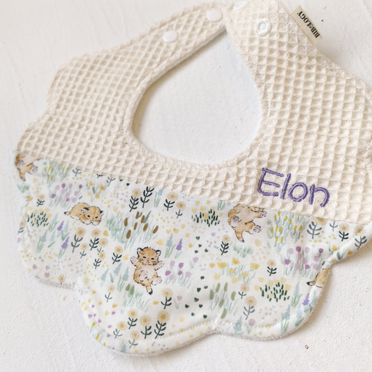 Flower Shaped Bib| CATS IN THE FLORAL GARDEN