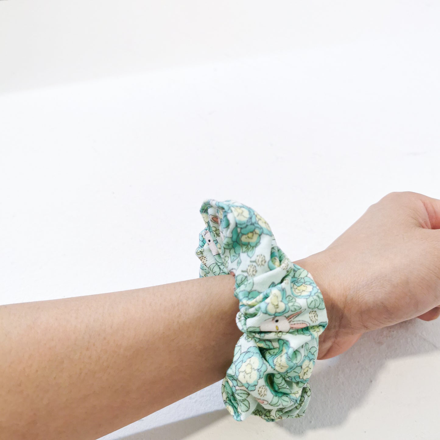 Scrunchy | Mint Bunny (Big Kid / Adult)
