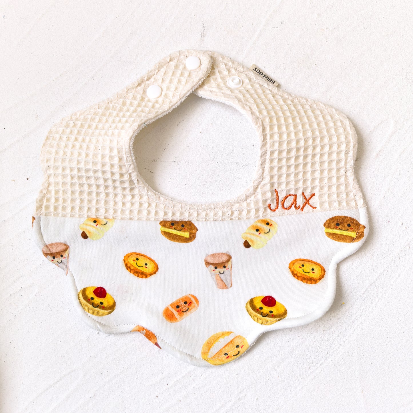 Flower Shaped Bib| HK BREAD WITH SMILEY FACE