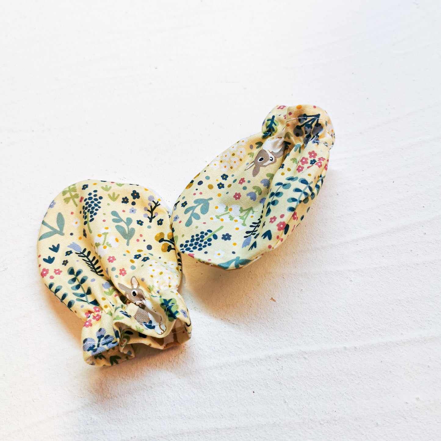 NB Mittens| Rabbit Garden