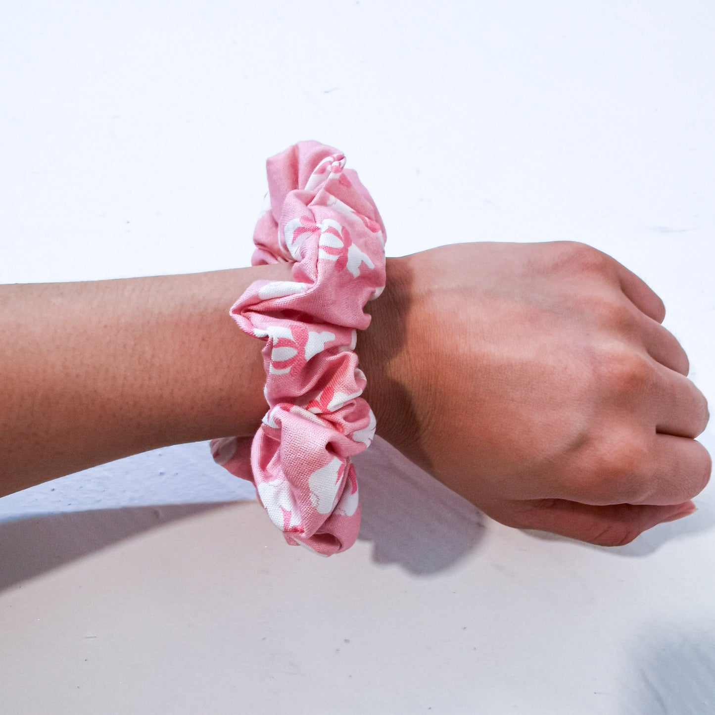 IN STOCK| Scrunchy- Pink Bunny (Big Kid/ Adult)